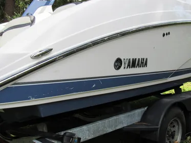 2020 Yamaha Boats 242SE