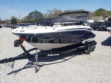 2024 Hurricane SunDeck Sport 205 OB