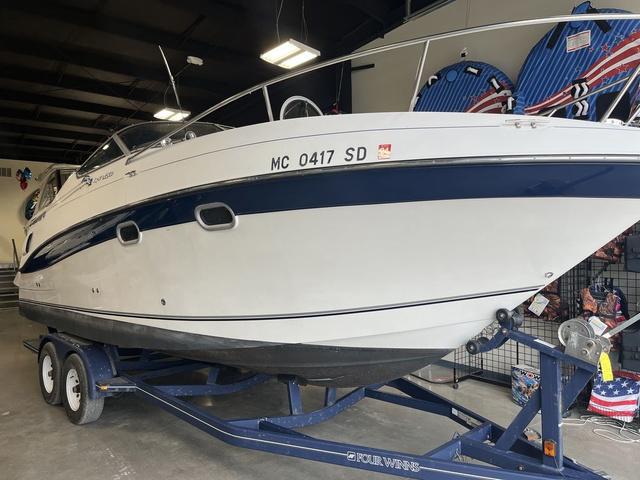 Used 2000 Four Winns 268 Vista, 49685 Traverse City - Boat Trader