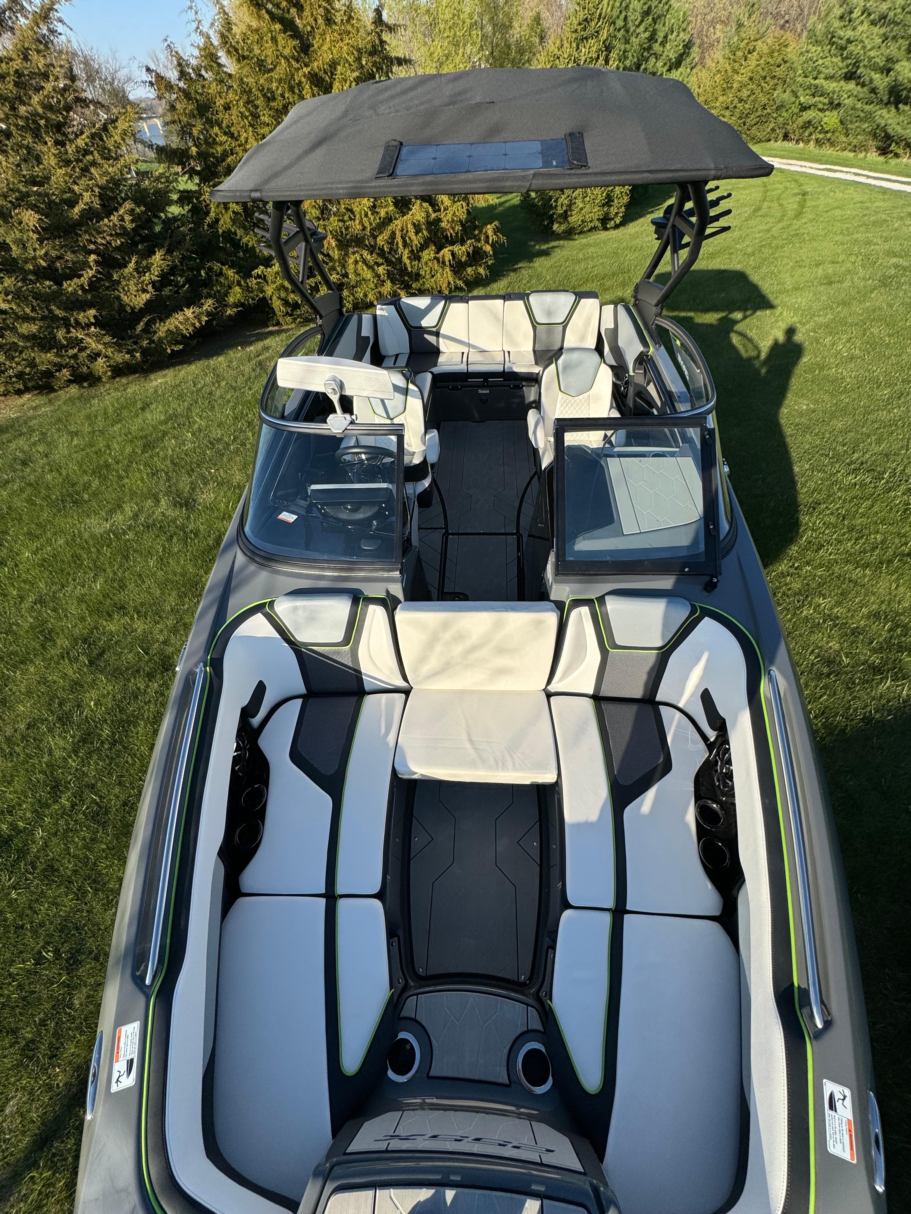 2021 Yamaha Boats 255XD