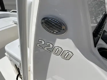 2023 Pathfinder 2200 TRS