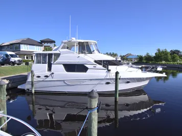 2001 Silverton 453 Motor Yacht