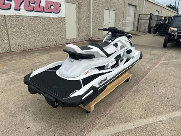 2024 Yamaha WaveRunner VX Cruiser HO with Audio