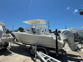 2024 Cobia 240 CC