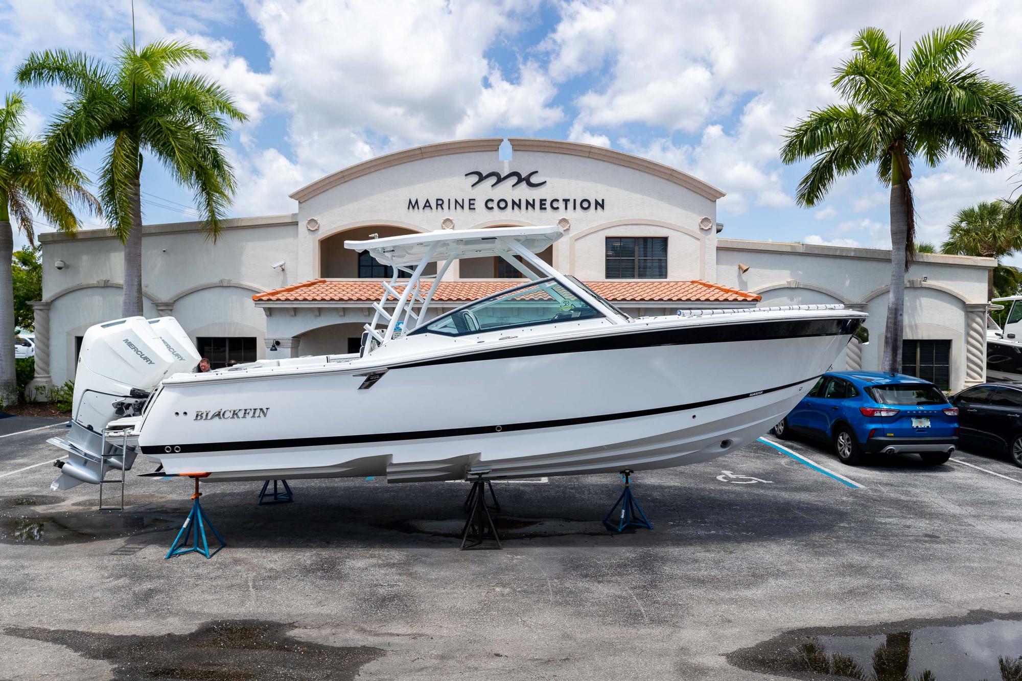 New 2023 Blackfin 302DC, 32960 Vero Beach - Boat Trader