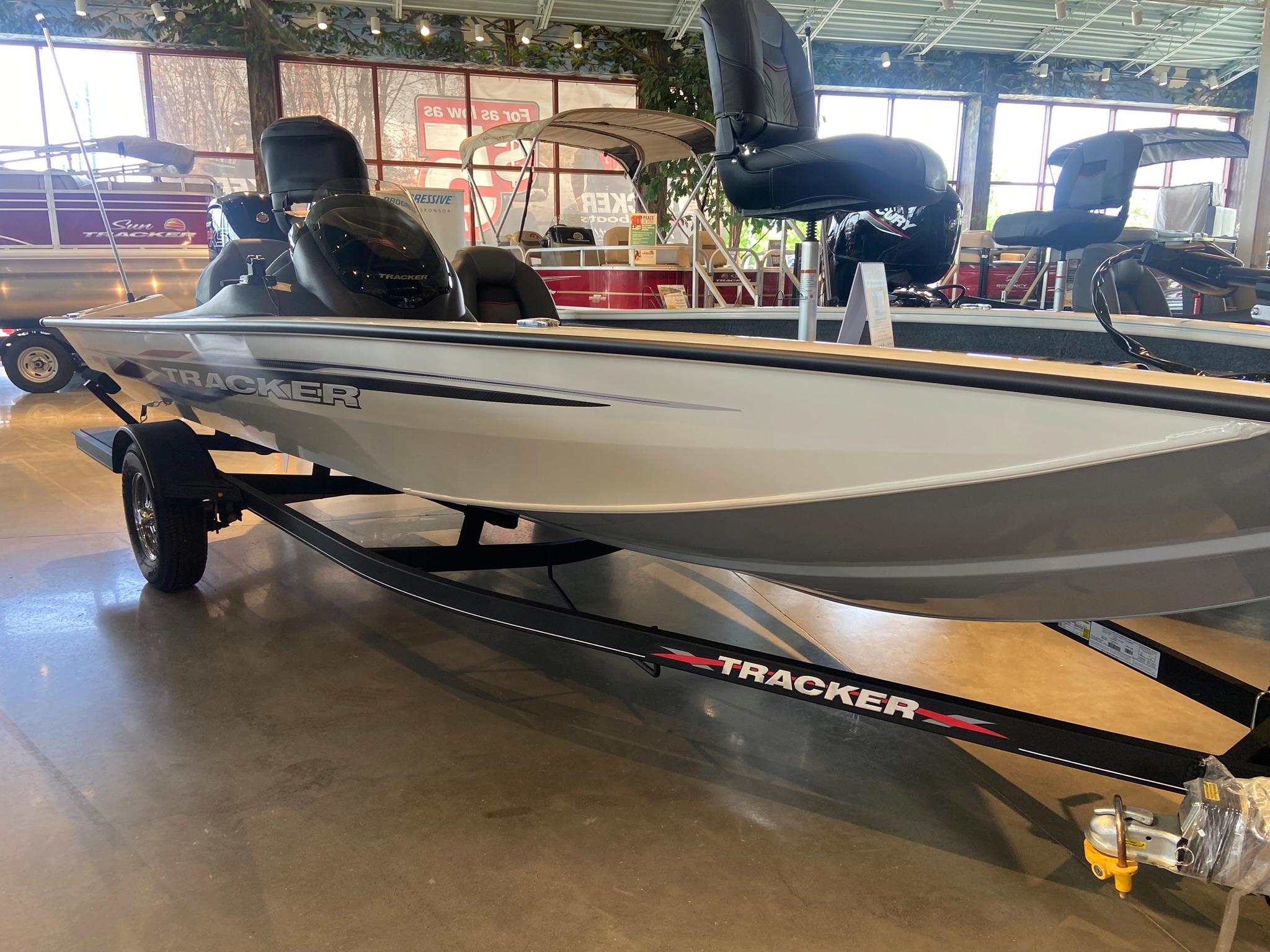 New 2023 Tracker Pro Team 190 TX, 43460 Rossford Boat Trader