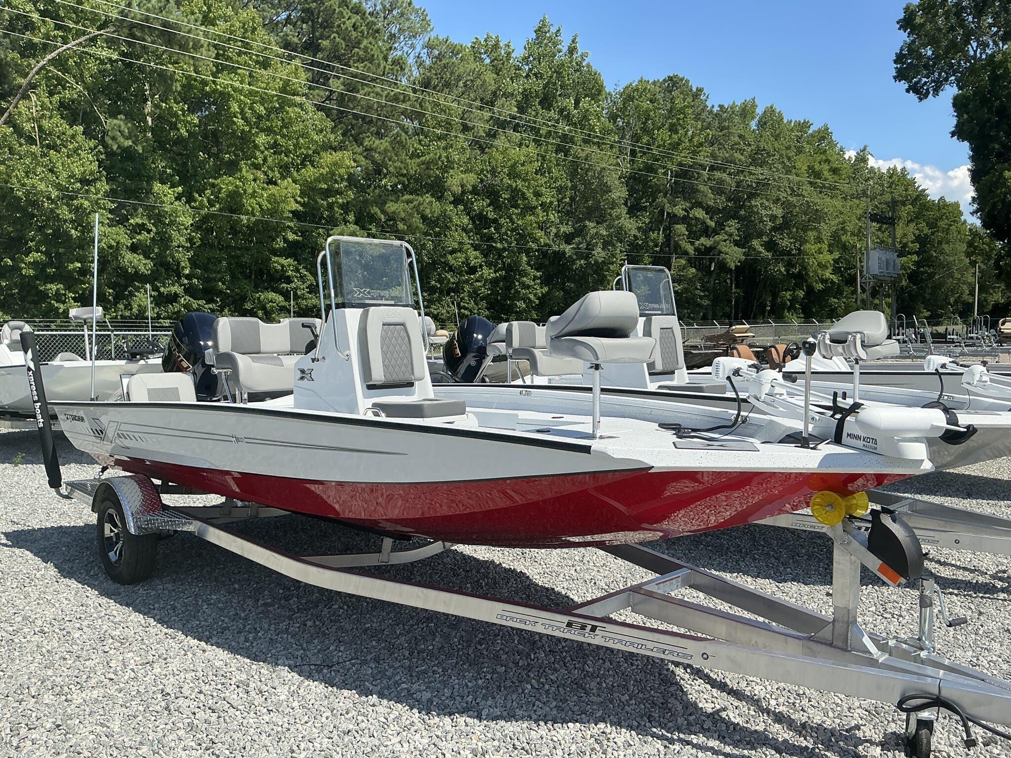 New 2025 Xpress H20B NEW CONSOLE, 36874 Salem - Boat Trader