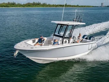 2024 Robalo R250