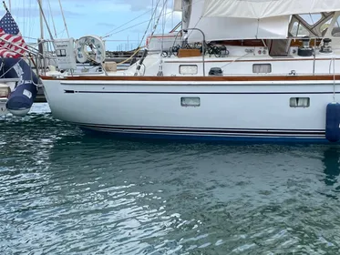 Starboard Aft dockside