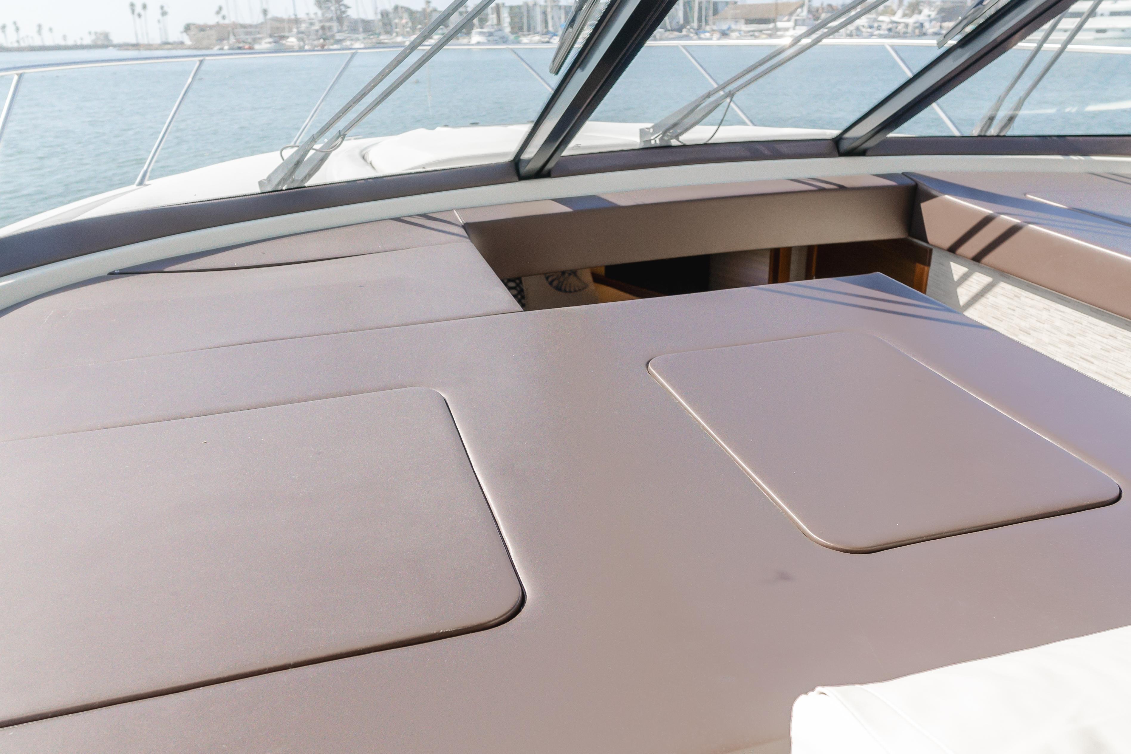 2015 Tiara Yachts 50 Coupe