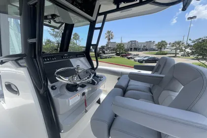 2024 Boston Whaler 280 Outrage