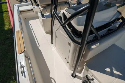 2024 Boston Whaler 210 Montauk