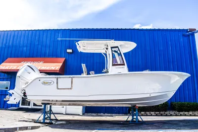 2025 Sea Hunt Ultra 239 SE