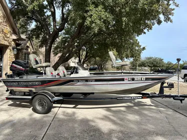 2000 Bass Tracker ProTeam 175