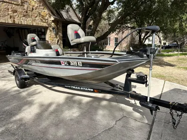 2000 Bass Tracker ProTeam 175