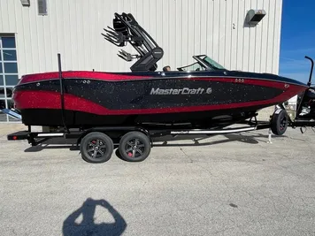 2023 MasterCraft X24