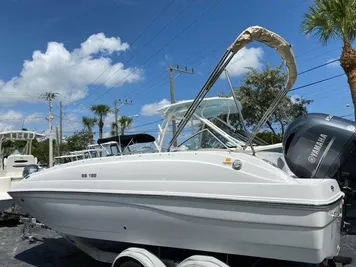 2023 Hurricane SunDeck Sport OB SS 188 OB