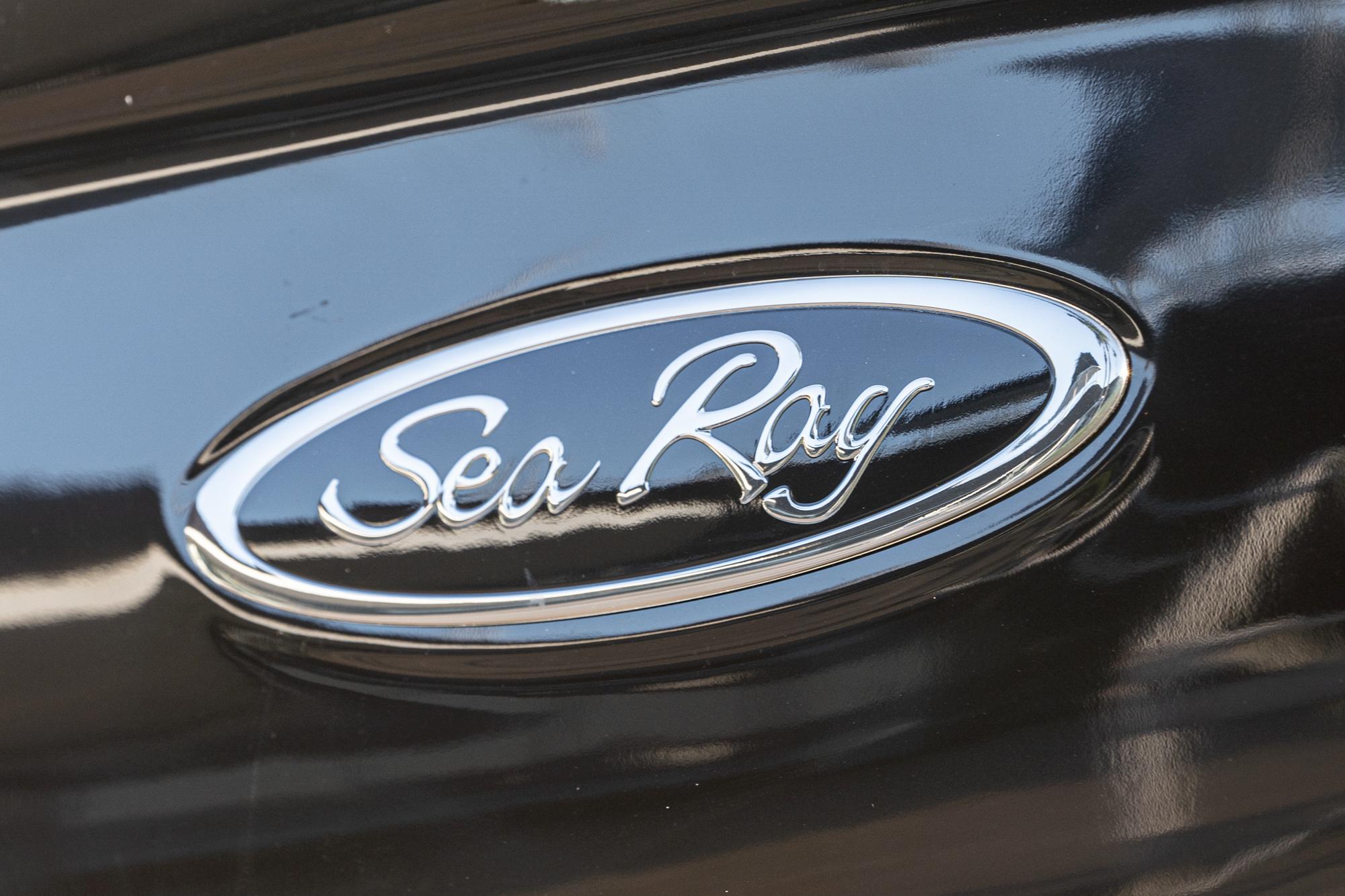 2023 Sea Ray SLX 350 OB