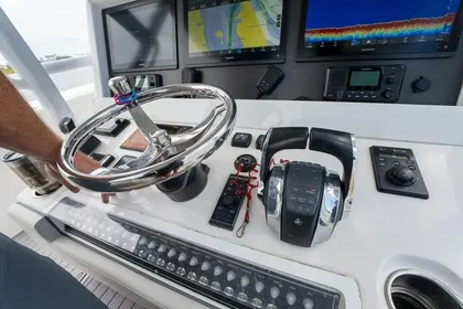 2019 INVINCIBLE boats 37' Catamaran