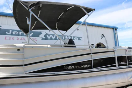 2015 Berkshire 211 RFX STS Super Sport