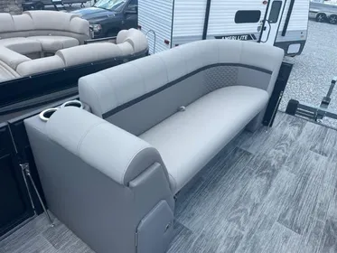 2023 Qwest Pontoons E-Class Lanai 822 LT