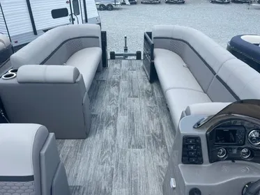 2023 Qwest Pontoons E-Class Lanai 822 LT