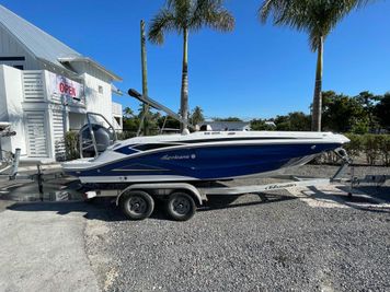 2023 Hurricane SunDeck Sport OB SS 205 OB