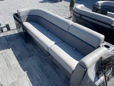 2023 Qwest Pontoons E-Class Lanai 822 LT