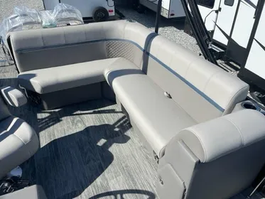 2023 Qwest Pontoons E-Class Lanai 822 LT