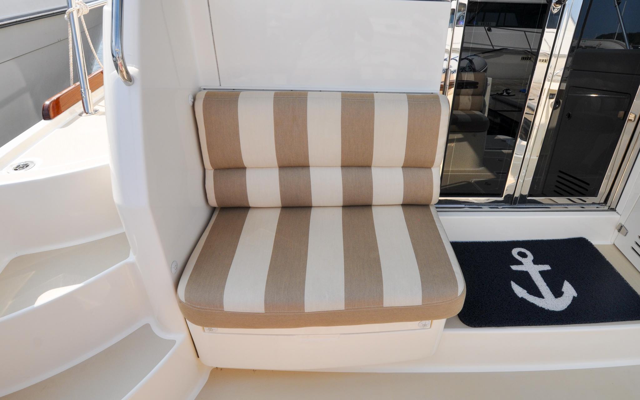 Sabre 42 Express - Dancin Seas - Cockpit - Seat