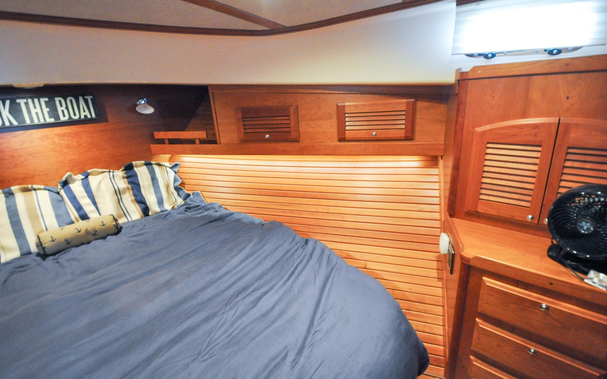 Sabre 42 Express - Dancin Seas - Owners Cabin - Storage