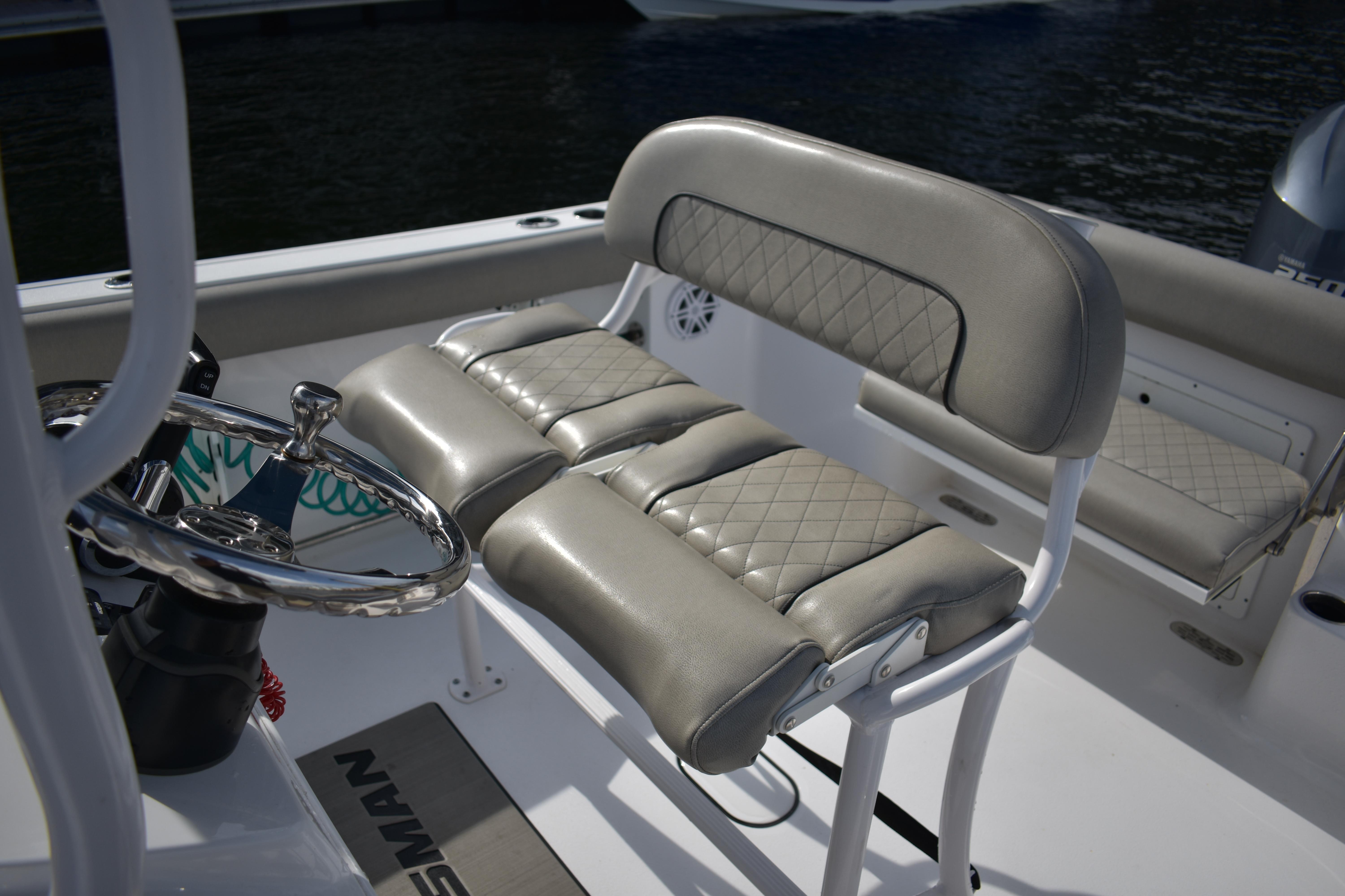 Leaning Post for Center Console Boats