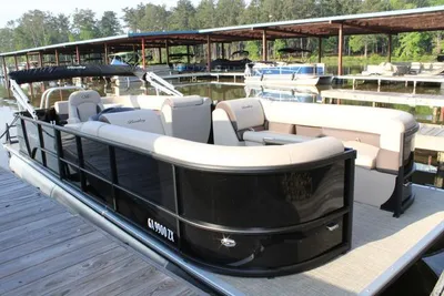 2023 Bentley Pontoons Legacy 240 Cruise XL