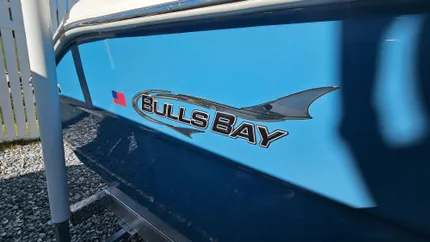 2024 Bulls Bay 230 Center Console