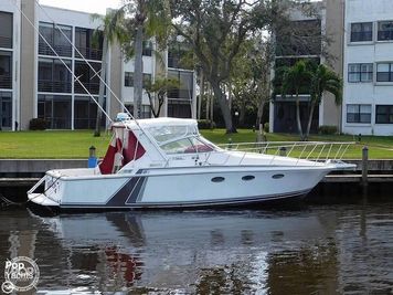 1985 Trojan 10M 330 Sport Express