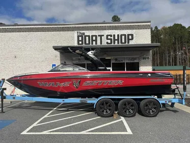 2007 Malibu Wakesetter 247 LSV