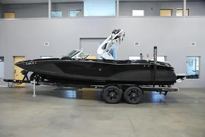 2017 MasterCraft X46