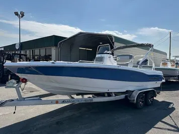 2024 NauticStar 211 Bay HYBRID BAY