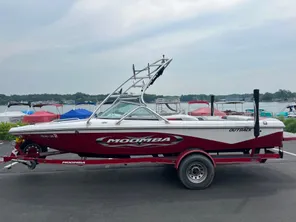 2008 Moomba Outback