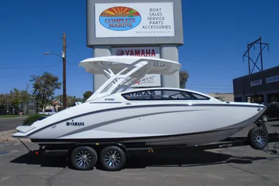2024 Yamaha Boats 275 SDX