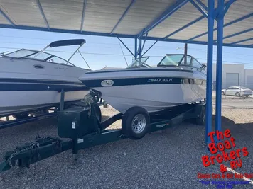 1998 Cobalt 272 Open Bow