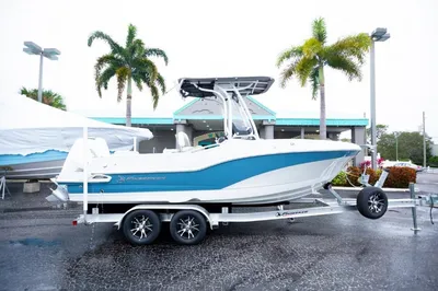 2023 Crownline 220 FinSeeker