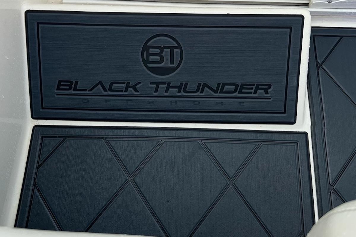 2002 Black Thunder 430 Gt