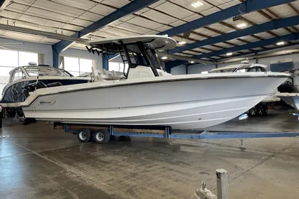 2024 Boston Whaler 250 Outrage