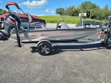 2024 Xpress H17 Bass, (In stock!)
