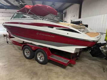 2019 Crownline 235 SS