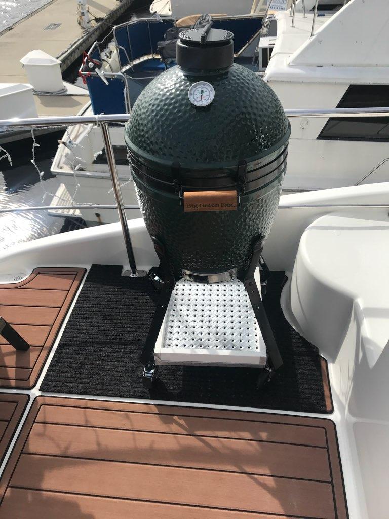 Green Egg included