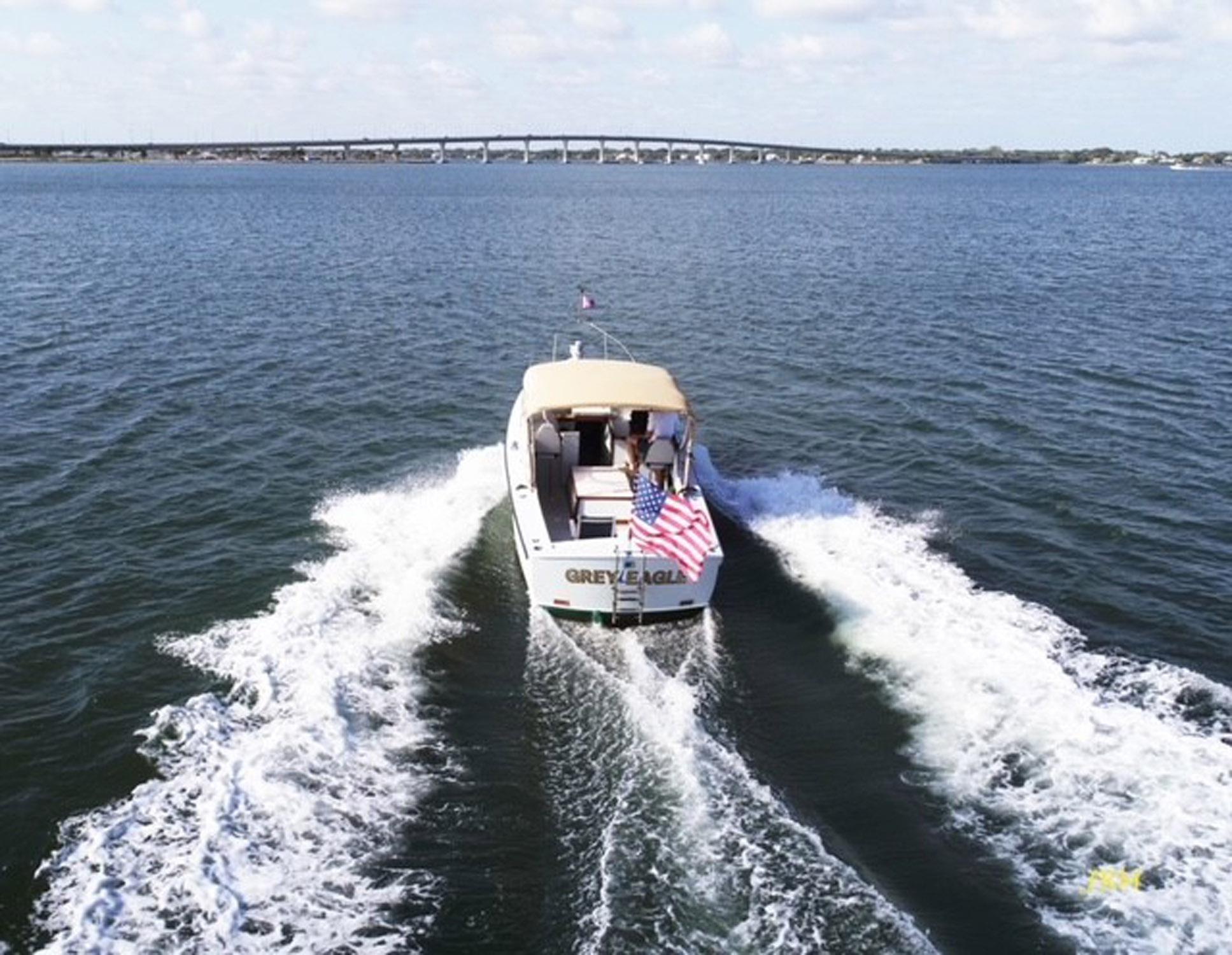 1968 Dyer 29 Bass Boat