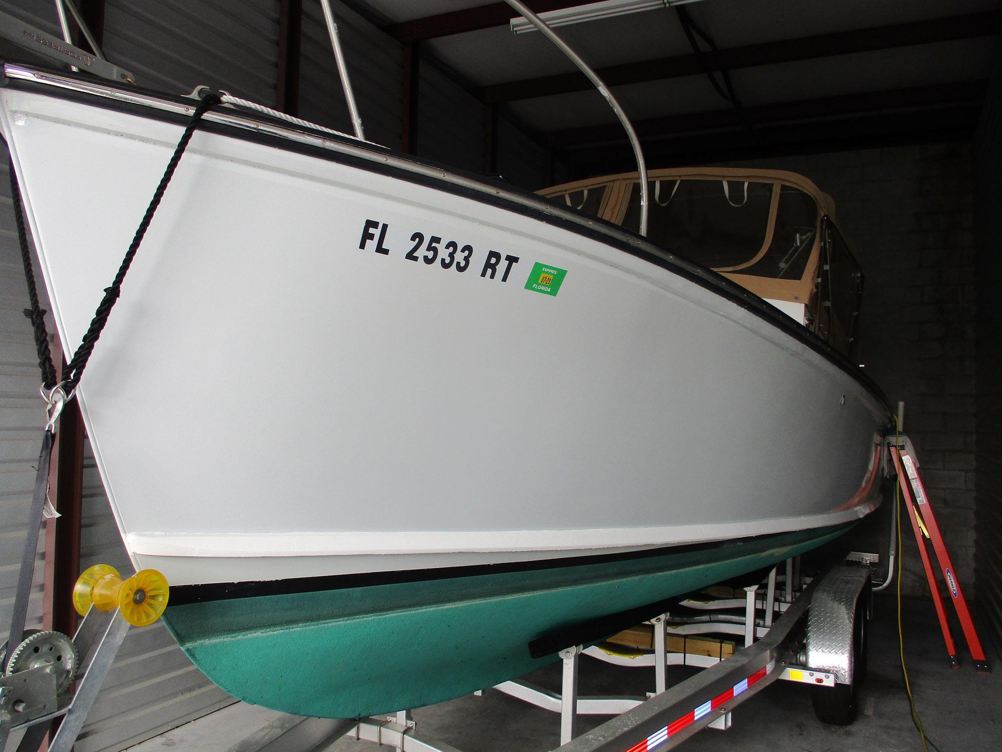 1968 Dyer 29 Bass Boat