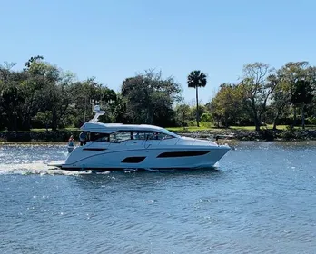 2017 Sea Ray 460 Sundancer